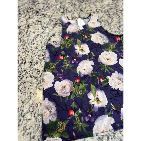 Oiselle women’s top size 4 racer back - Picture 3 of 10